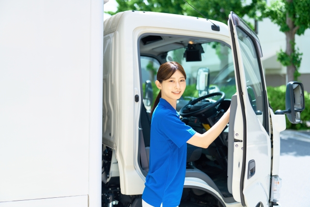 女性ドライバー採用に成功したSNS活用事例｜応募を増やすコツ